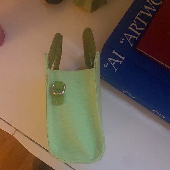 Brandon Blackwood ESR Tote . New Limited Edition - Picture 3 of 5